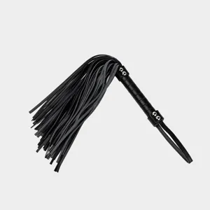 Frusta flogger in pelle nera giocattolo bondage sensuale accessorio di addestramento.