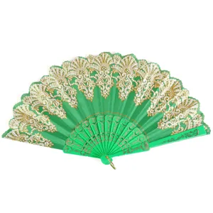 Eventail pliable de style chinois vert avec broderie en dentelle dorée pour danse et spectacle.
