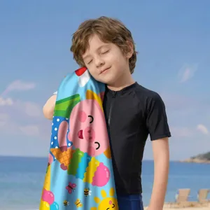 Weiches Mikrofaser-Strandtuch für Kinder mit süßem Schweinchen- und Eiscreme-Muster.