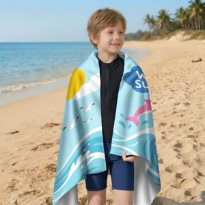 Detailansicht eines schnelltrocknenden Strandtuchs für Kinder mit Ozean-Motiv