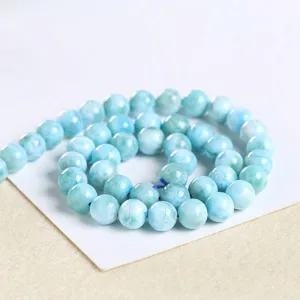 Natürliche Larimar Pektolith Perlen in Ozeanblau für handgefertigten DIY-Schmuck.