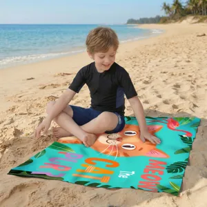 Schnelltrocknendes Mikrofaser-Strandtuch mit Cartoon-Katze und Flamingo-Design