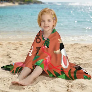 Detailansicht eines schnelltrocknenden Mikrofaser-Strandtuchs mit Tropen-Flamingo