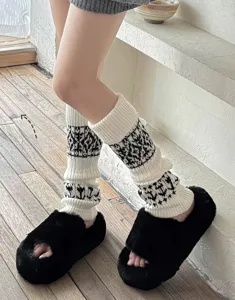 Accoglienti scaldamuscoli invernali in maglia con motivo classico, calze da polpaccio calde donna.