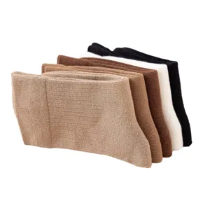 Bequeme gekämmte Baumwoll-Mittelsocken für Kinder im Set, verschiedene neutrale Farben.