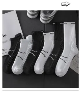 Herren Sport Socken Crew Frotteesohle atmungsaktiv schwarz weiss Packung fuer Fitness