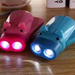 Mini lampe de poche auto-alimentée jolie animal LED lumière d'urgence portable