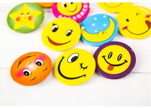 Cute cartoon smiley face tinplate badges detail shot, colorful round button pins, 3cm 4.5cm