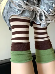 Women contrast striped layered cuff stacked socks, stylish Japanese style athletic mid socks.