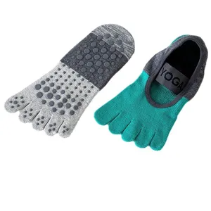 Professional anti-slip five toe yoga socks for women, breathable fitness floor socks.