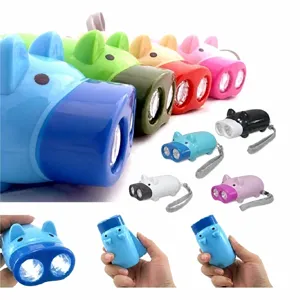 Mini lampe de poche LED portable en forme de cochon mignon a pression manuelle durgence