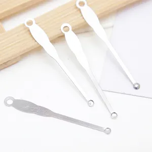 Metalen oorreiniger set, draagbaar zilveren oorwas verwijderingsgereedschap, handig.