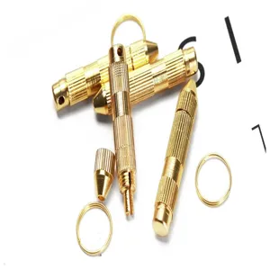 Tragbares Messing multifunktionales Ohrreiniger Set Zahnstocherhalter mit Schlüsselring.