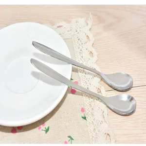 Edelstahl Obstgabel Dessertmesser Set moderne kreative Geschirr Kuechenwerkzeuge.