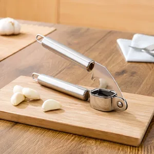 Edelstahl Knoblauchpresse Manueller Knoblauchschneider Zerkleinerer Küchenhelfer Werkzeug Mit Aufhängeschlaufe Silber