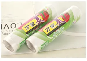 Disposable PE freshness bags household food storage plastic wrap rolls small size 200 counts.