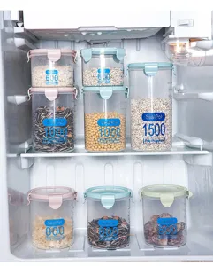 Transparente Kunststoff-Vorratsdosen mit Deckel, luftdichte Küchenbehälter für Müsli und Snacks.