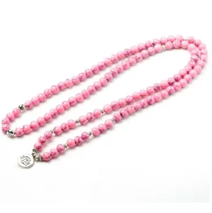 Collier mala 108 perles turquoise rose avec pendentif lotus en argent, bijou méditation élégant.
