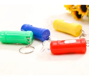 Mini estintore LED lampeggiante portachiavi ciondolo portatile regalo creativo per borsa.
