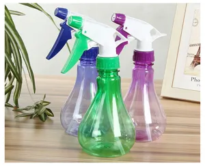 Household plastic spray bottle hand trigger plant watering pot for garden cleaning use