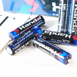 Schwarze Kohlenstoff-Trockenbatterien AA mit hoher Energie 1.5V fuer Uhren und Fernbedienung