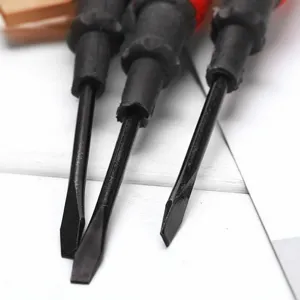 Compacte 3-inch magnetische schroevendraaierset met antislip handvat voor huishoudelijk gebruik.