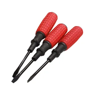 Set van 3 magnetische platte schroevendraaiers met rode handgrepen voor dagelijks kluswerk.