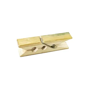 Natural bamboo clothespin heavy duty laundry peg windproof clip for clothes drying household use.
