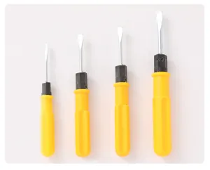 Platte schroevendraaier set voor thuisreparatie, gele kunststof handgreep platte kop.