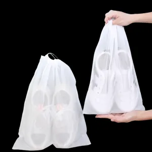 Vliesstoff Staubdichte Schuhtasche Tragbare Atmungsaktive Reise Aufbewahrungstasche Kordelzug Sneaker Schutzhülle Weiß