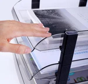 Organiseur de bureau empilable en plastique transparent detail du bac a documents