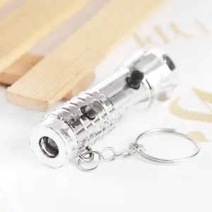 Mini silberne Schlüsselanhänger Taschenlampe tragbare Zweiknopf Arbeitsleuchte für den Alltag.