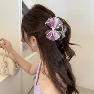 Elegante pinza para el cabello con lazo de malla estilo coreano y detalle de perlas