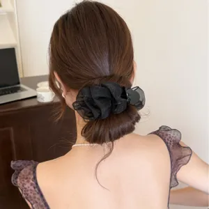 Pince à cheveux élégante en résille plissée noire de style français pour chignons hauts