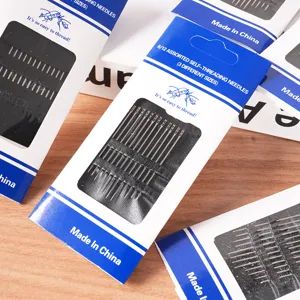 Set di aghi da cucito auto-infilanti, dimensioni assortite per uso domestico facile.