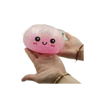 Χαριτωμένο παιχνίδι squishy 15cm ροζ ψωμάκι με γκλίτερ και σχέδιο χαμογελαστό πρόσωπο