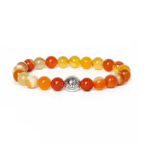 Detailed close-up of the 8mm agate gemstone bracelet featuring alloy spacer bead.