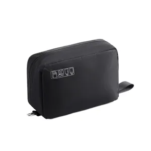 Neceser de viaje negro portátil con iconos organizadores y asa de transporte