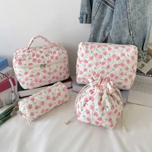 Quilted Floral Makeup Bag Polyester Rose Pattern Travel Toiletry Case Portable Cosmetic Organizer Handheld Wash Bag Storage Pouch For Women