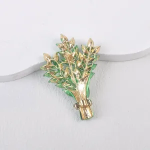 Detaillierte Rückansicht einer Lavendelstrauß-Brosche in grünem und goldenem Finish