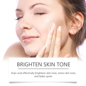 Detail view of turmeric kojic acid facial cleansing pads for brightening, exfoliating and moisturizing.