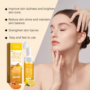 Nettoyant facial au curcuma HOYGI avec brosse, nettoie en profondeur et illumine la peau.