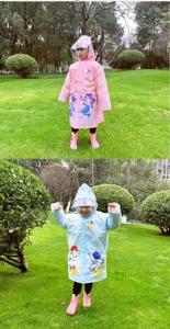 Chubasquero infantil impermeable con ala transparente diseño de dibujos animados lindo para la escuela.