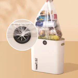 Papelera fina y estrecha para cocina y salón con orificio de fijación de bolsa.
