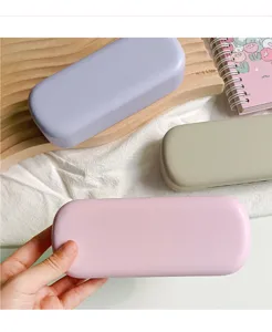 Korean style PU leather glasses case, thickened portable anti-compression sunglasses storage box.