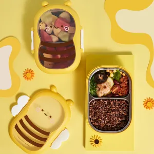 Vista dettagliata della scatola bento in acciaio inossidabile a tema ape cartone animato.