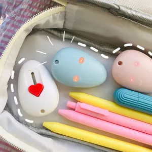 Leuke mini ei snijder set met kleurrijke pennen in etui, draagbare briefopener voor school.