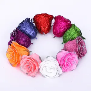 Assortiment glitter kunstmatige rozenhoofden set, levendige kleuren voor boeketten en cadeaus.