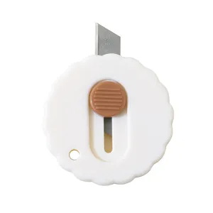 Lindo mini cúter portátil cuchillo de bolsillo para papel y artículos de papelería