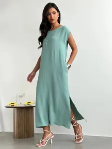Summer sleeveless casual midi dress in mint green with side slit, comfortable loose fit.